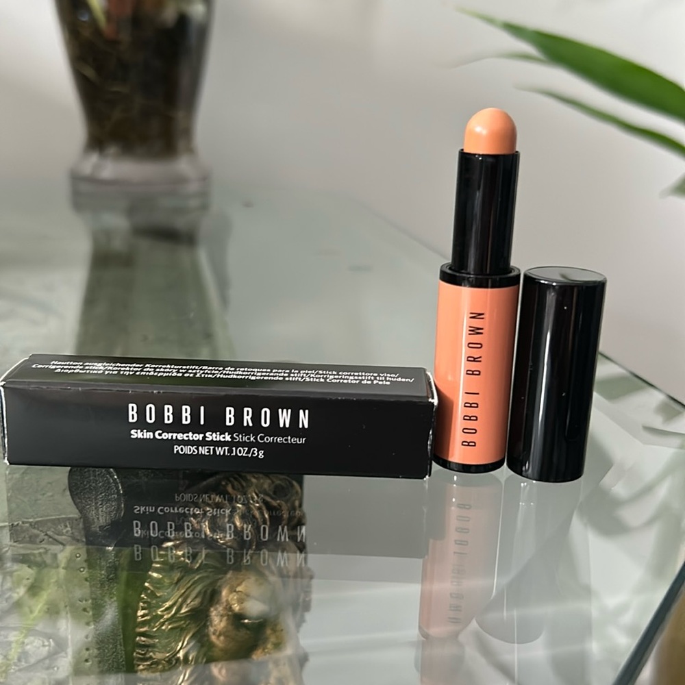 Bobbi Brown Skin Corrector Stick in Deep Peach